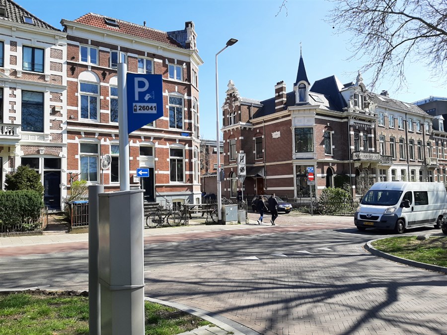 Bericht Geen parkeeroverlast in de wijk door vergunningen en betaald parkeren in de hele stad bekijken